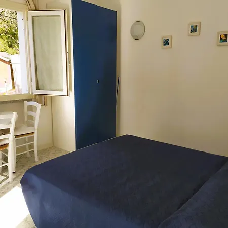Nocleg ze śniadaniem Casa Corbezzolo Procchio (Isola d'Elba)