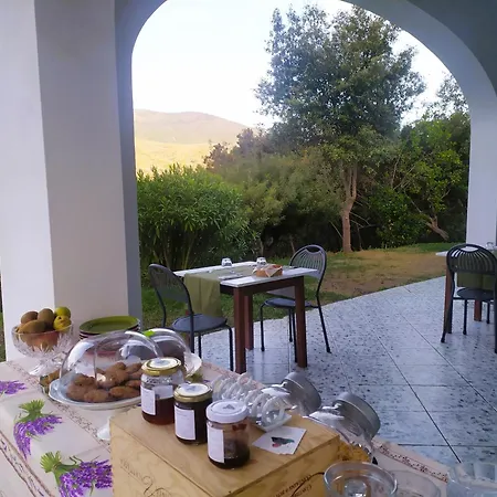 Casa Corbezzolo Bed and breakfast 3*